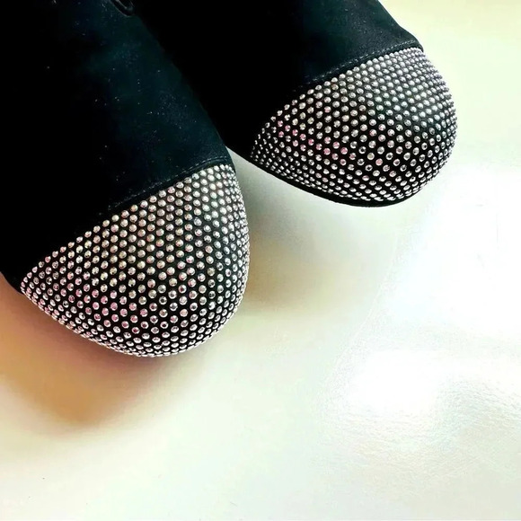 Stuart Weitzman Lingo Studded Loafer - Picture 7 of 9